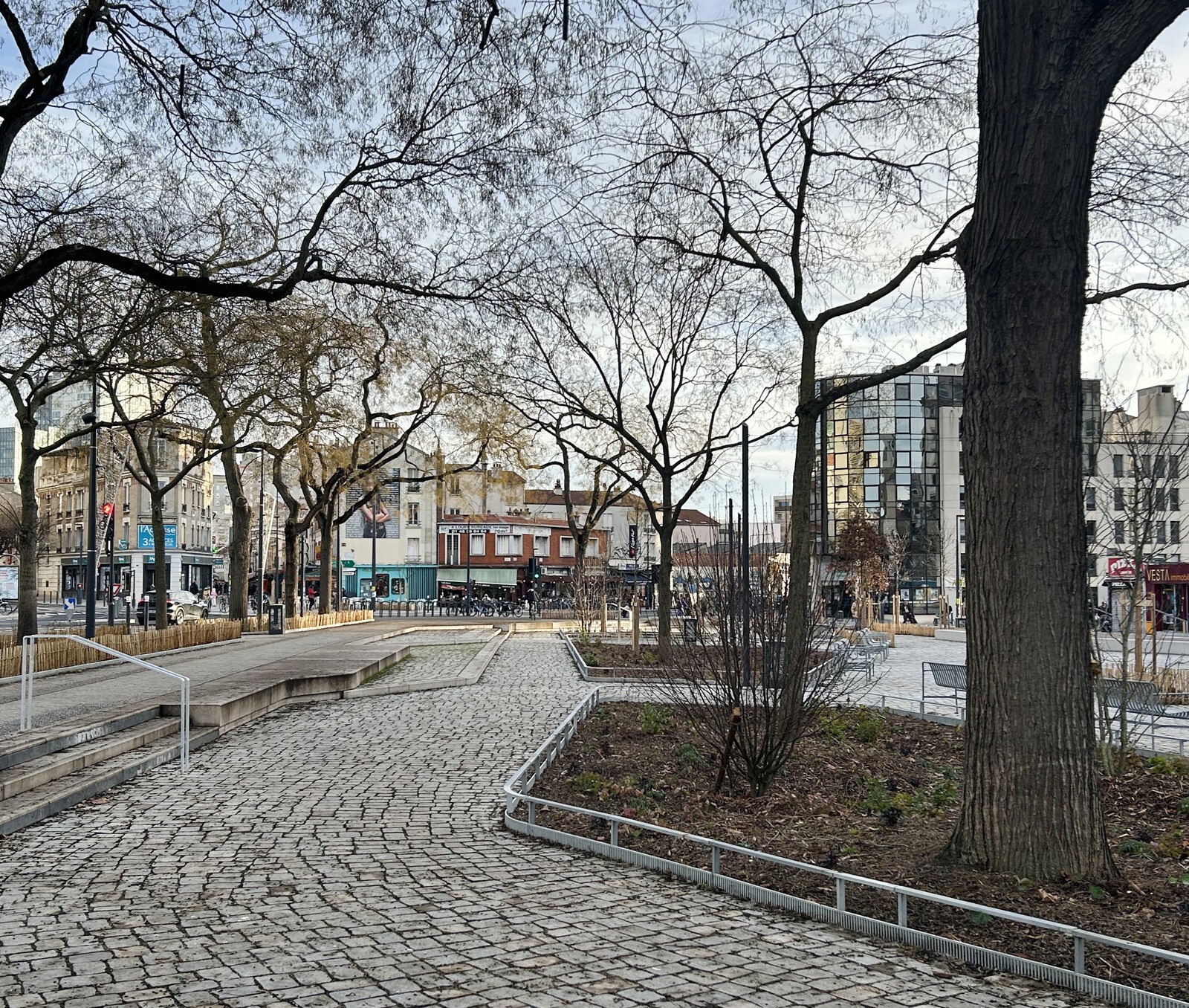 AJOA_MONTREUIL_CROIX DE CHAVAUX_1