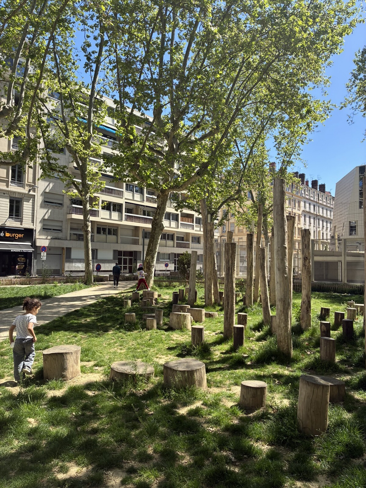 AJOA_WEB_LYON PART-DIEU PLACE DES MARTYRS_5